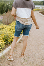Load image into Gallery viewer, Callie Cut Off Shorts