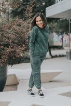 Load image into Gallery viewer, Stella Sweatshirt