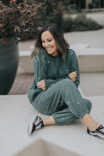 Load image into Gallery viewer, Stella Sweatshirt