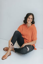 Load image into Gallery viewer, The Sunny Days Top in Pumpkin