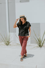 Load image into Gallery viewer, The Grace V Top