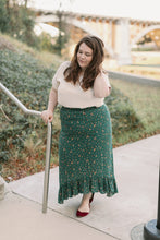 Load image into Gallery viewer, The Robin Hood Top in Cream
