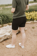 Load image into Gallery viewer, Juniors Mel Biker Shorts

