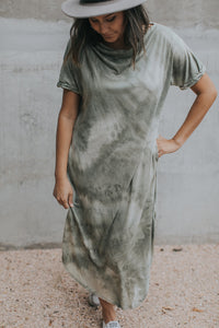 Evie Tie-Dye Dress in Olive