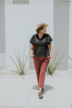 Load image into Gallery viewer, The Grace V Top
