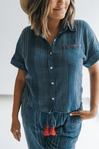 The Deja Button Up